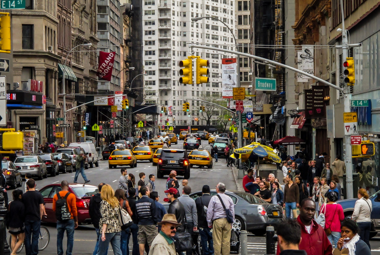 I go through spells where I miss living in New York. They’re usually brought on by seeing pictures of my old sitting spots like this one on 14th street.
