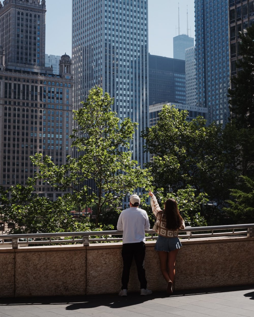 People looking at buildings - Chicago